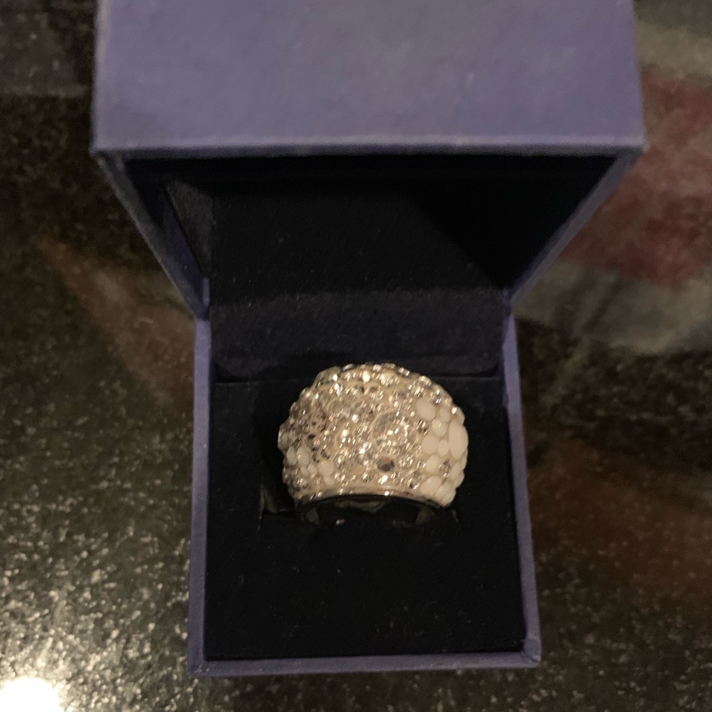 Authentic Swarovski Crystal Chic ring